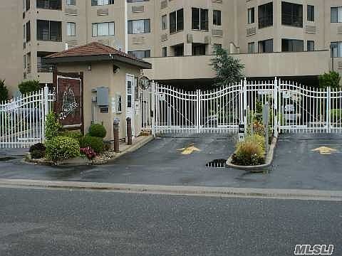 1st image of 725 Miller Ave