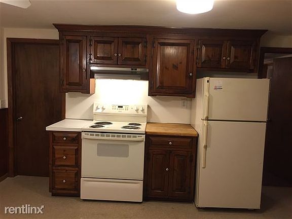 KITCHEN VIEW OF COOKING AREA