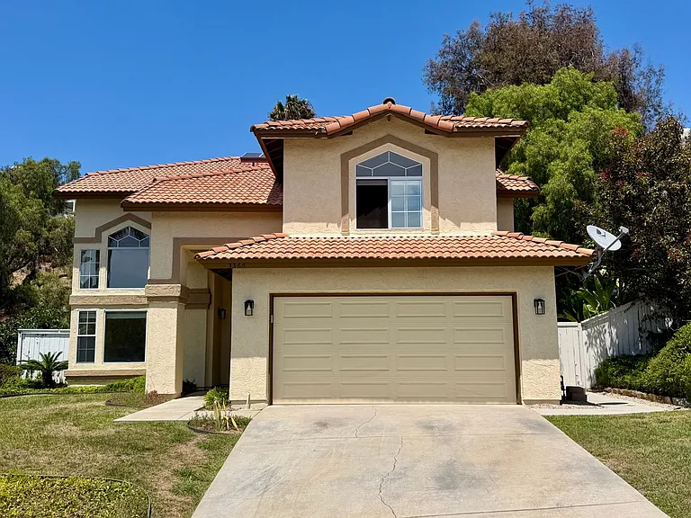 3366 Waterford Dr — Photo 1