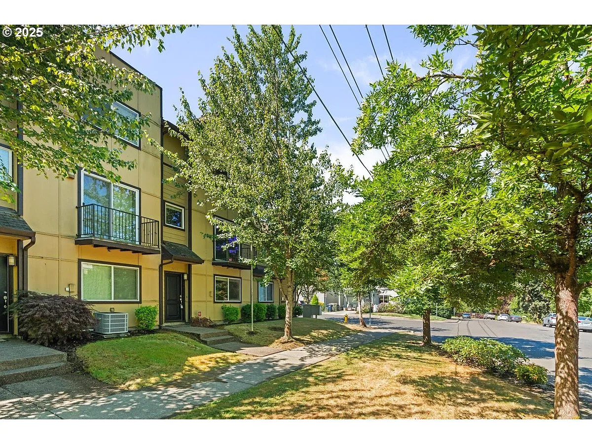 Building Photo - 2834 SW Tranquility Ter