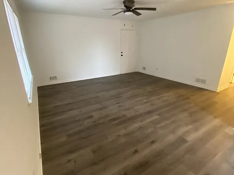 22-24 Sentry Oak Ct — Photo 9