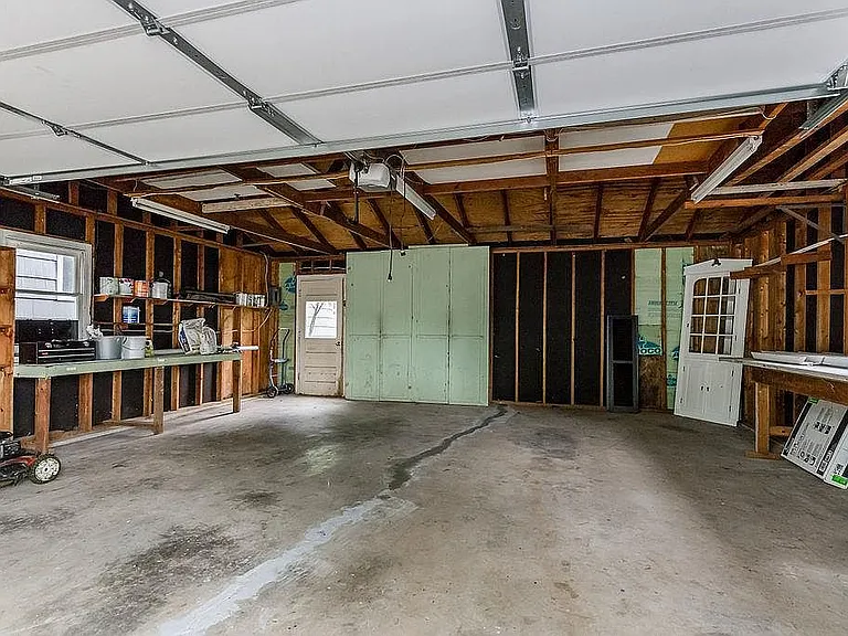 6943 Outlook St — Photo 23
