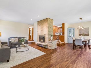 5908 W 104th St, Bloomington, MN 55438