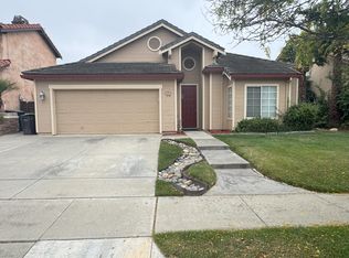 1918 Newcastle Dr, Salinas, CA 93906