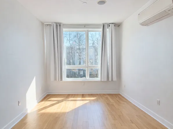 802 Lafayette Avenue image 1 of 5