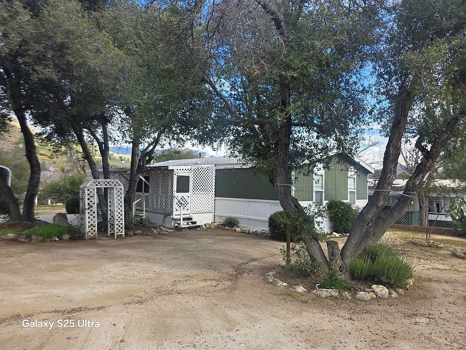 1st image of 343 Live Oak Dr