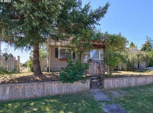 408 SW Harrison St, Sheridan, OR