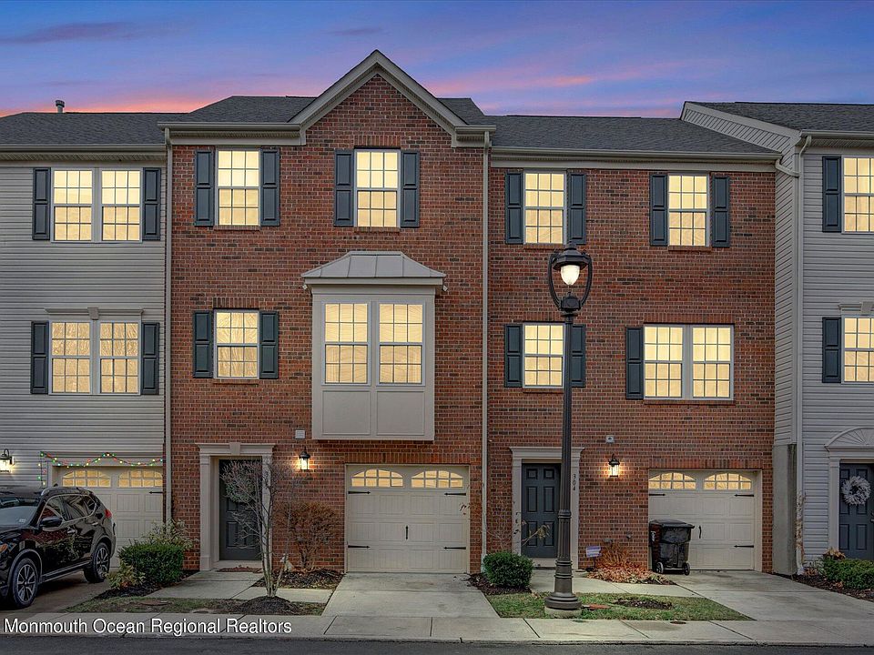 1st image of 305 Zilinski Drive