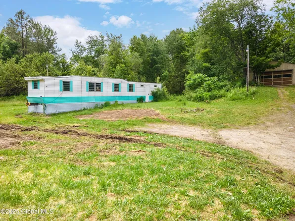 3852 State Route 85, Westerlo, NY 12193