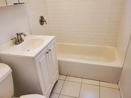 Rented by The Coop Connection LLC | media 32