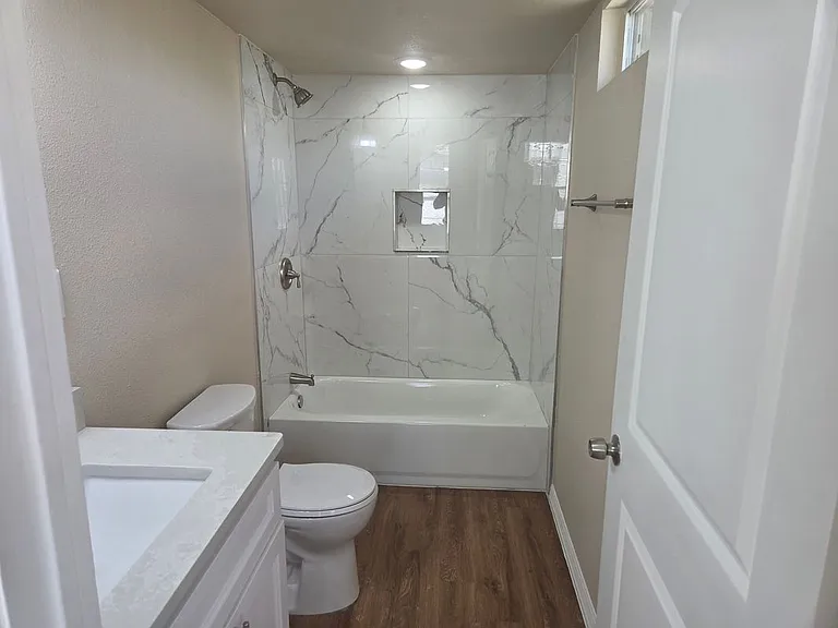 219 Princeton Ave — Photo 15