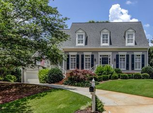 5840 Long Grove Dr, Sandy Springs, GA