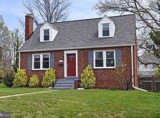 2921 Stuart Dr, Falls Church, VA 22042