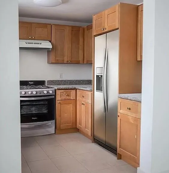 750 SW 2nd St #4 — Photo 6