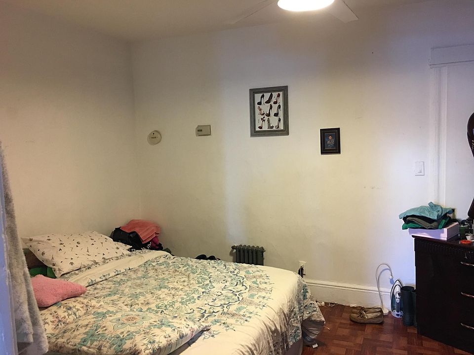 2nd image of 4304 National St #2
