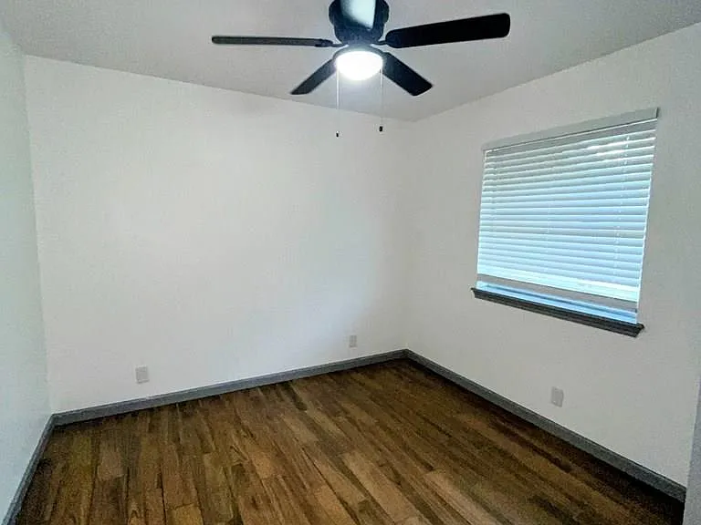 2906 Treasure Hills Blvd #C — Photo 6