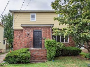 45 Hazelton St, Ridgefield Park, NJ 07660