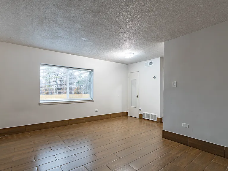 Crescendo Apartments — Photo 12