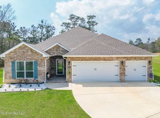 9345 Natures Trl, Biloxi, MS 39532