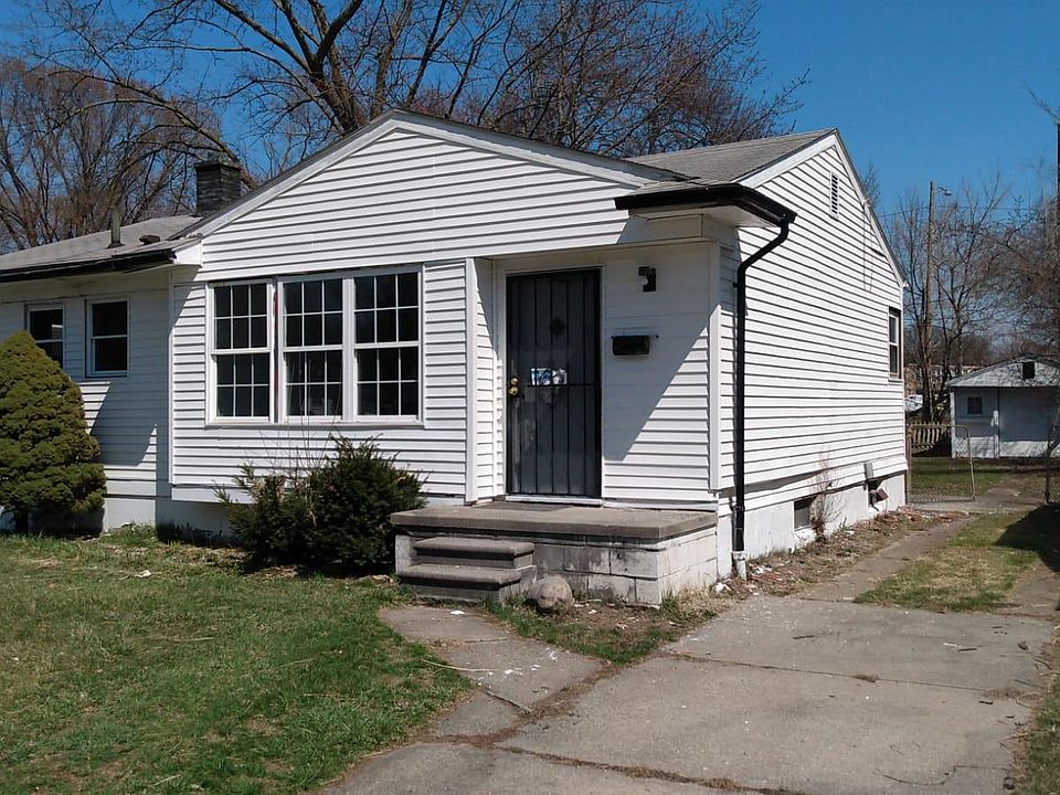 1st image of 19262 Woodbine St