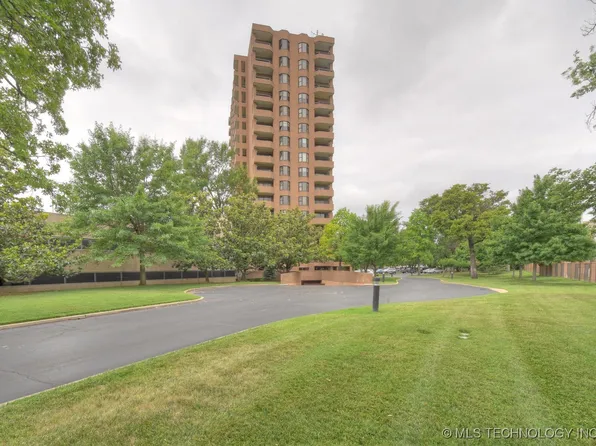 2121 S Yorktown Ave APT 401, Tulsa, OK 74114