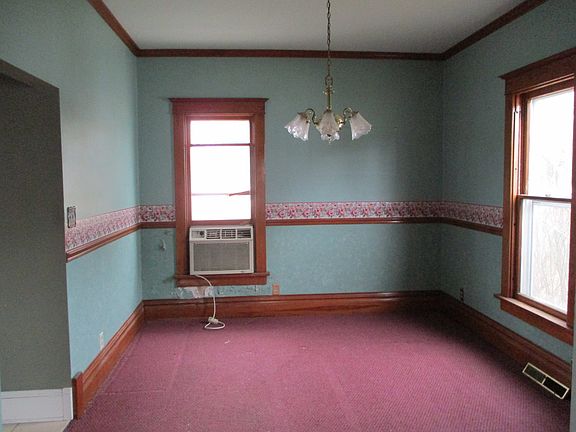 4th image of 333 W Crawford St