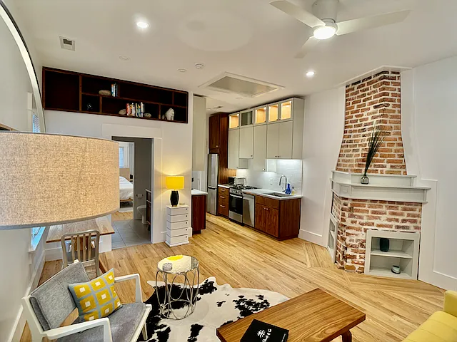 601 Elm St #1 — Photo 3