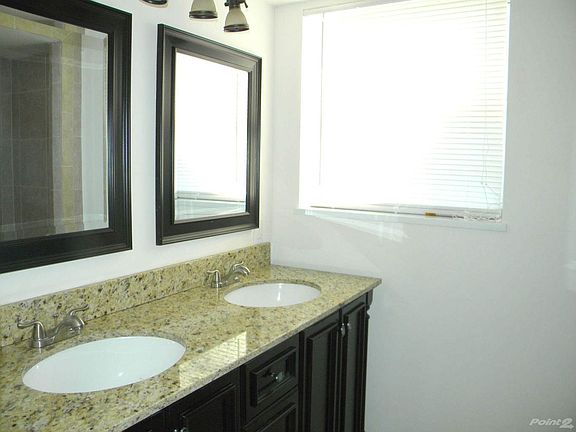 20141120212648592940000000-o