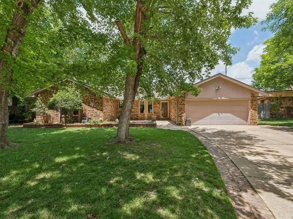 1629 Exeter Ct, Oklahoma City, OK 73159