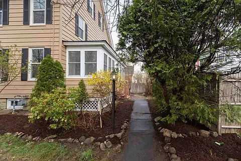 20 Badger St — Photo 4