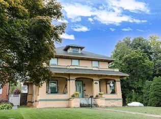 1025 W King St, Martinsburg, WV 25401