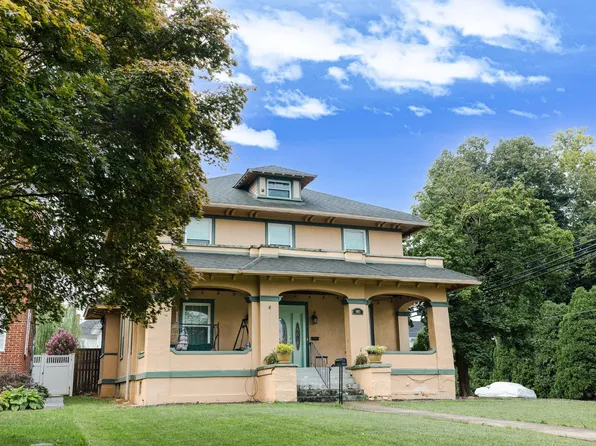 1025 W King St, Martinsburg, WV 25401