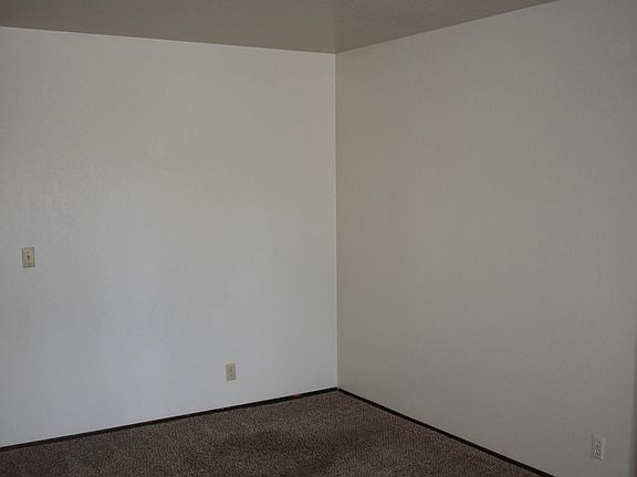 4th image of 506 Dave Brubeck Way APT 5