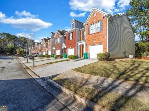 1246 Adcox Sq, Stone Mountain, GA 30088