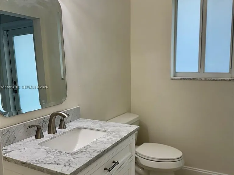 16453 NE 33rd Ave — Photo 12