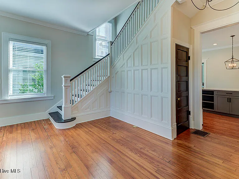 1812 Market St — Photo 15