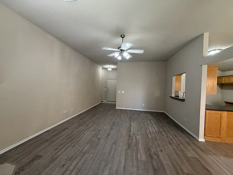 1214 Northern Hills Ln — Photo 6