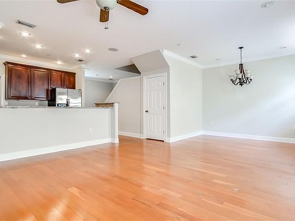 4th image of 4207 W North A St Unit 5