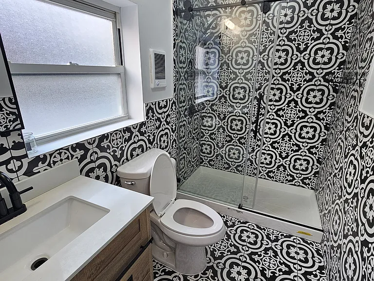 4229 Richmond Ave #1 — Photo 4