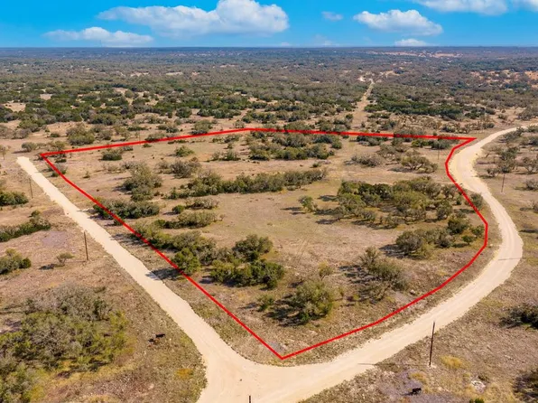 22 Mountain Home Rd W, Mountain Home, TX 78058