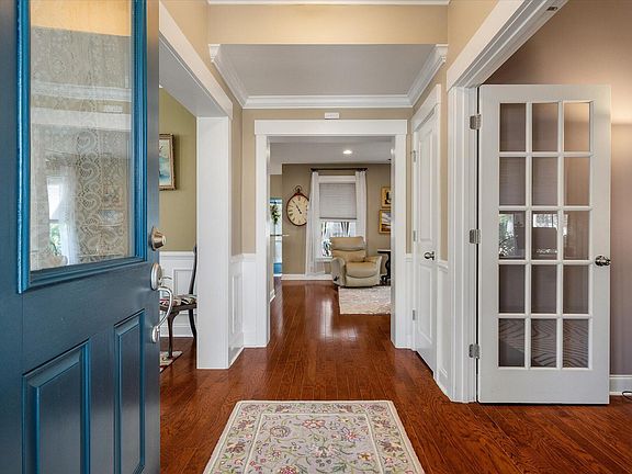 5th image of 2591 Rutherford Way