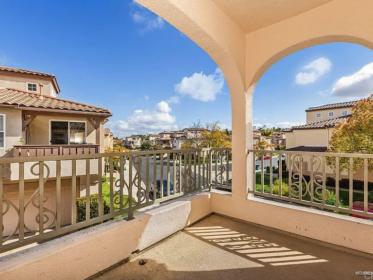 6394 Terraza Portico — Photo 3