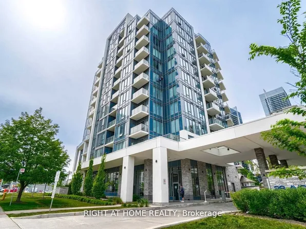 28 Avondale Ave #706, Toronto, ON M2N 0K2