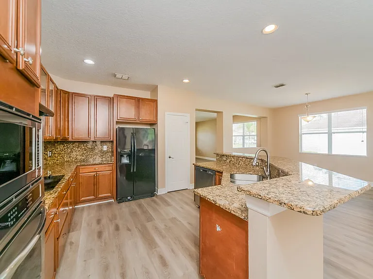 2057 Bearing Ln — Photo 8