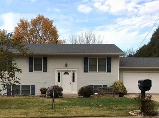 639 Kerfoot St, East Peoria, IL 61611