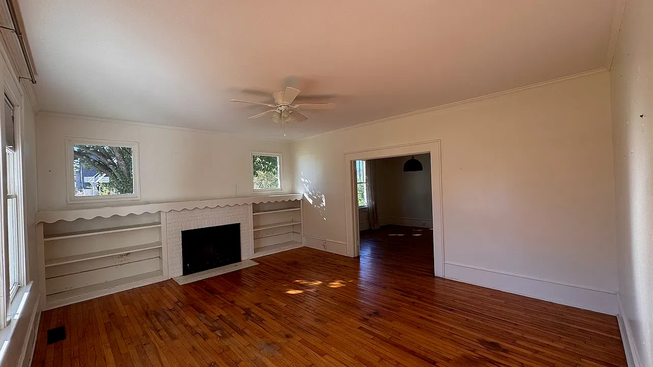 315 West Orange Street - Main — Photo 3