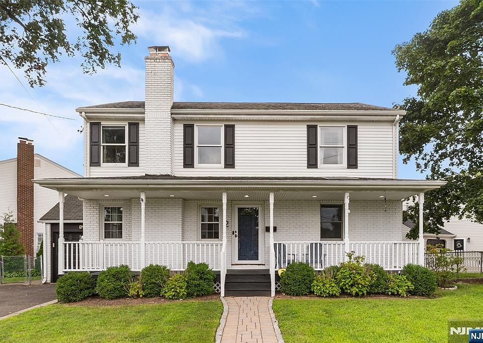 1st image of 2 Derby Ln
