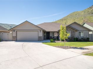 552 Circle St, Wenatchee, WA 98801