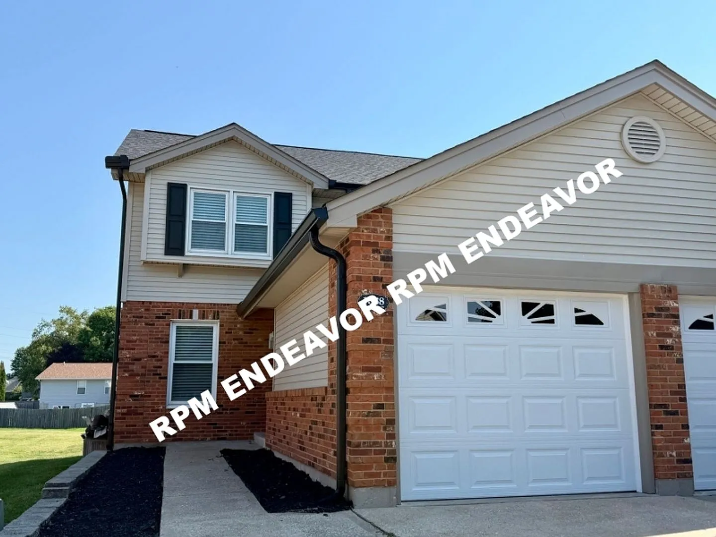 2bed /2bath Townhome Available Now — Photo 2