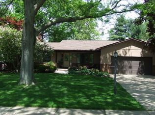 487 Cedar Crest Dr, Tallmadge, OH 44278